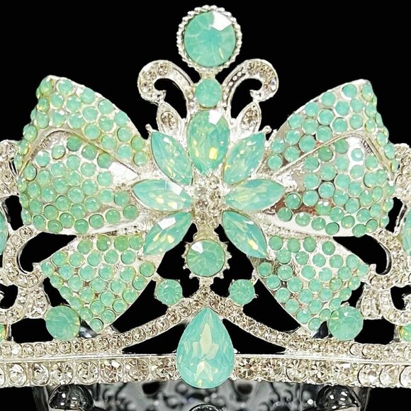 Lime Green Crown, Royal Princess Tiara, Silver Gemstone Crown, Quinceanera Tiara - Picture 9 of 10